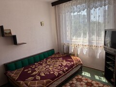 Berceni, Huedin